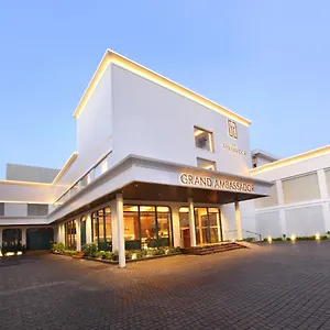 The Grand Ambassador Hotel Kottayam